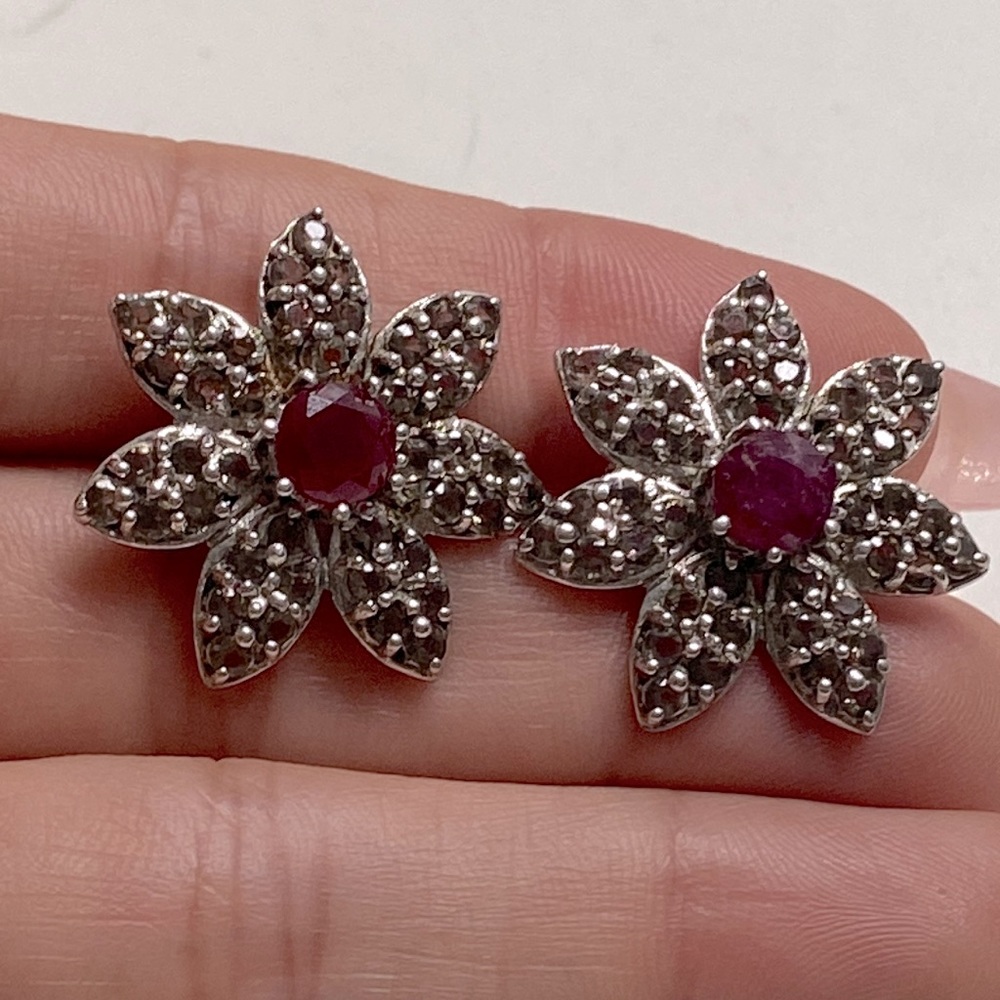 VINTAGE GENUINE RUBIES AND SMOKE QUARTZ EARRINGS